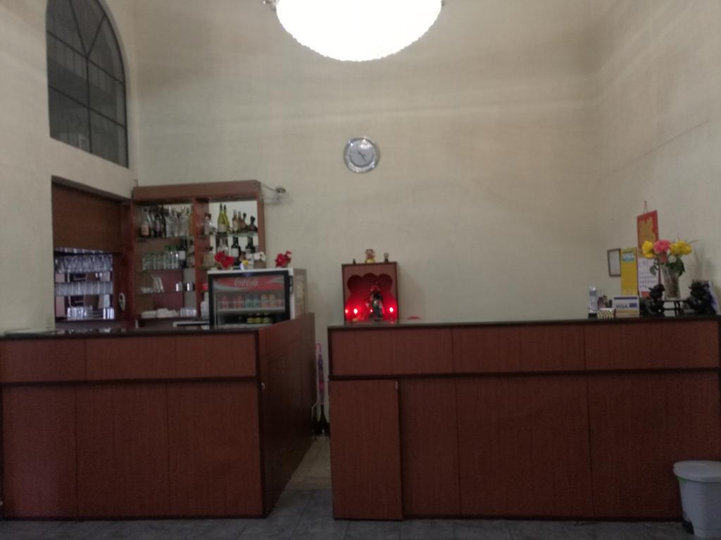 Hotel Ta Ta Chino La Brigada Ngoại thất bức ảnh
